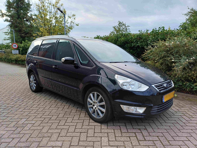 Foto 5 van Ford Galaxy 1.6 SCTi Trend Business 7 persoons