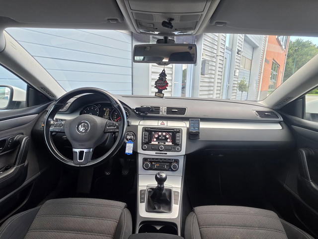 Foto 10 van Volkswagen Passat CC 1.8 TSI 4p. NAVI Clima Orgineel NL Auto
