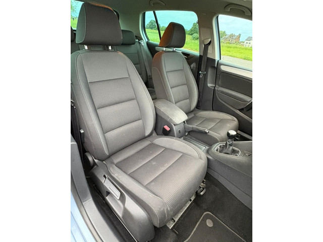 Foto 2 van Volkswagen Golf 1.2 TSI HighLine Xenon Stoelvw NAVI Cruise Clima