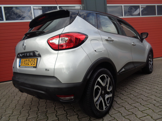Foto 8 van Renault Captur 1.2 TCe Dynamique 120PK Automaat Clima Navi Cruise LMV NL-Auto 2E-Eigenaar