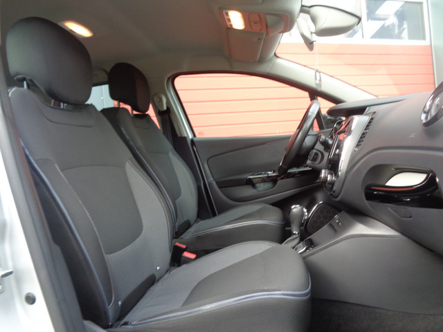 Foto 4 van Renault Captur 1.2 TCe Dynamique 120PK Automaat Clima Navi Cruise LMV NL-Auto 2E-Eigenaar