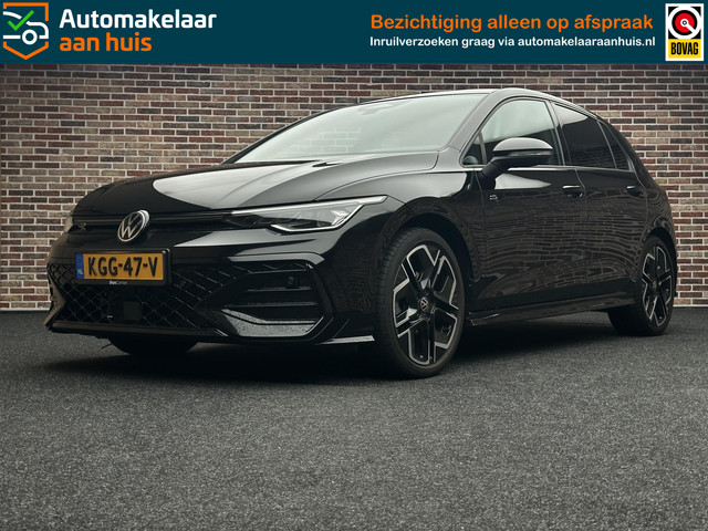 Foto 2 van Volkswagen Golf 1.5 eTSI R-Line Edition Pano|Head up