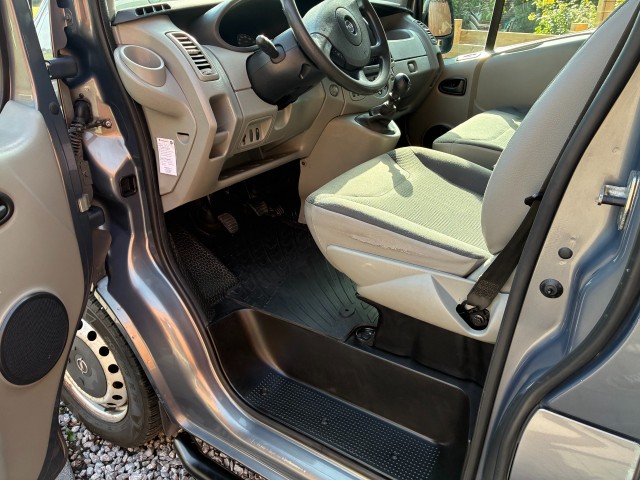 Foto 2 van OPEL VIVARO L2H1 EcoFLEX