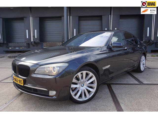 Foto 3 van BMW 7-serie 740i