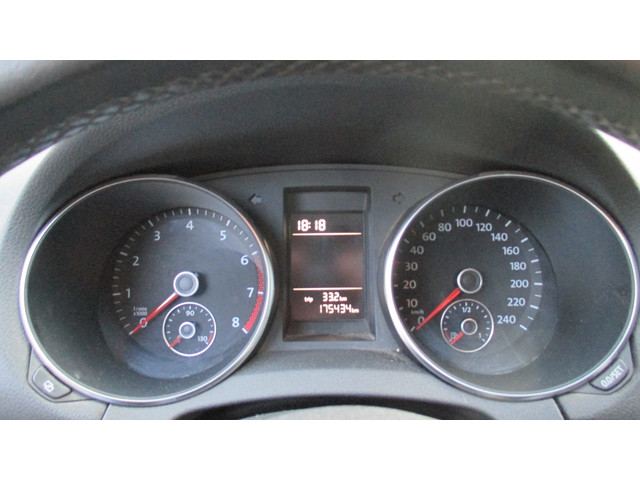 Foto 8 van Volkswagen Golf 1.6 Comfortline
