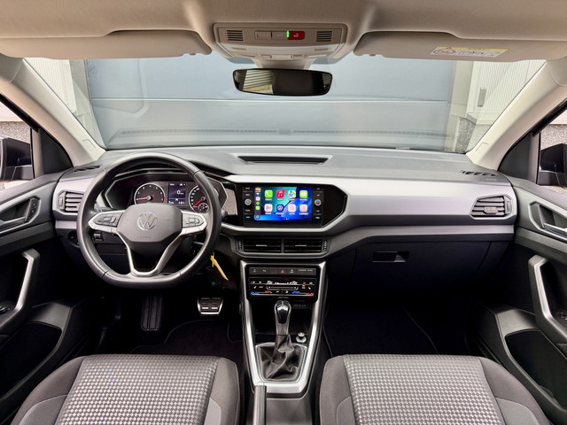 Foto 4 van Volkswagen T-Cross 1.0 TSI *Slechts 17.738 km* Automaat / Apple Carplay / Stoelverwarming / Adapt. C