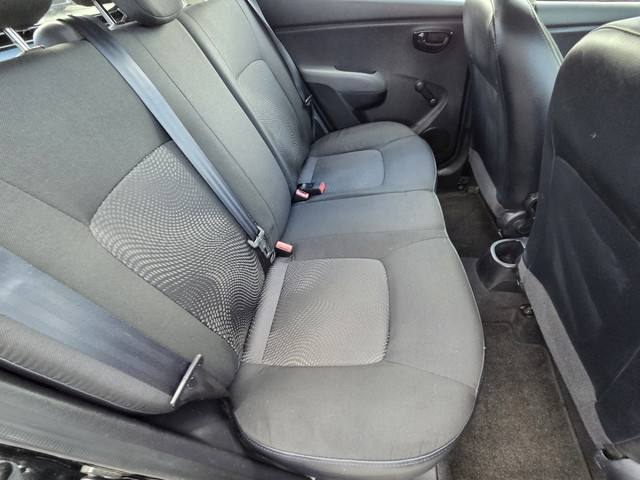 Foto 9 van Hyundai I10 1.2 Plus/AIRCO/PARKERSENSOR