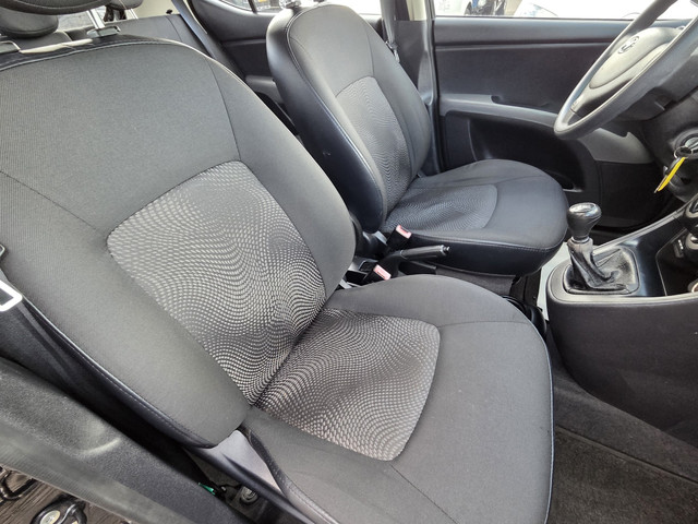 Foto 10 van Hyundai I10 1.2 Plus/AIRCO/PARKERSENSOR