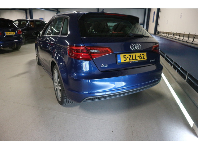 Foto 10 van Audi A3 Sportback 1.4 TFSI S-LINE / AUTOMAAT / PANO ! ! ! !
