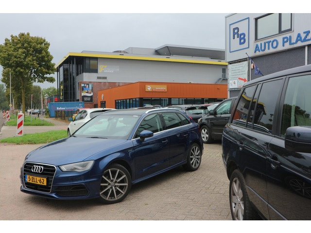 Foto 8 van Audi A3 Sportback 1.4 TFSI S-LINE / AUTOMAAT / PANO ! ! ! !