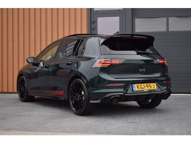 Foto 2 van Volkswagen Golf 2.0 TSI GTI Clubsport Edition 50 325pk | Panoramadak
