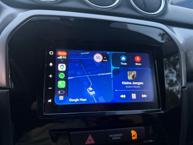 Foto 3 van Suzuki Vitara 1.4 Boosterjet Select Smart Hybrid CAMERA | CARPLAY | ORIG.NL NAP | CLIMA | RIJKLAAR |