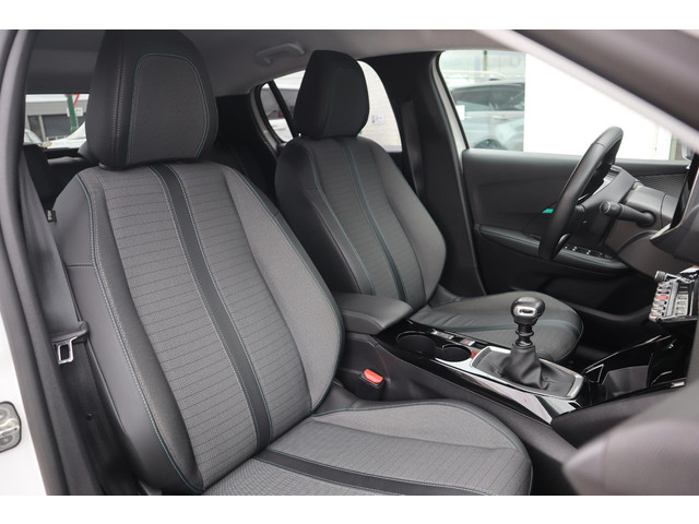 Foto 8 van Peugeot 208 1.2 PT 100PK ALLURE PACK APPLE CARPLAY|CAMERA|STOELVERW|CRUISE|DEALERONDERHOUDEN