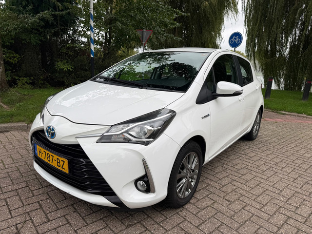 Foto 2 van Toyota Yaris 1.5 Hybrid Active