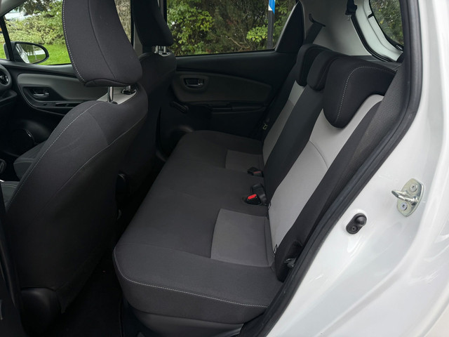 Foto 7 van Toyota Yaris 1.5 Hybrid Active