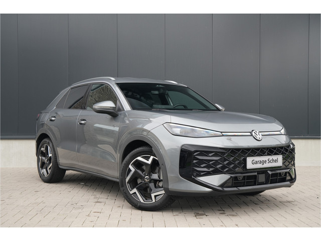 Foto 3 van Volkswagen T-Roc 1.5 TSI R-Line Edition 150pk - ACC - Blindspot - Navi - Camera -Stoel/Stuurverwarmi