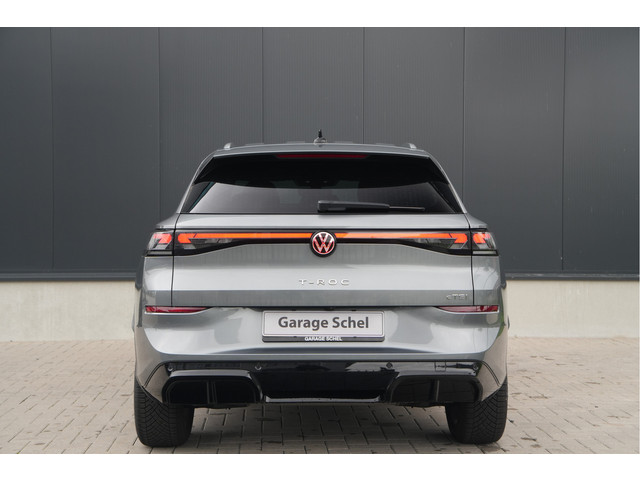 Foto 6 van Volkswagen T-Roc 1.5 TSI R-Line Edition 150pk - ACC - Blindspot - Navi - Camera -Stoel/Stuurverwarmi