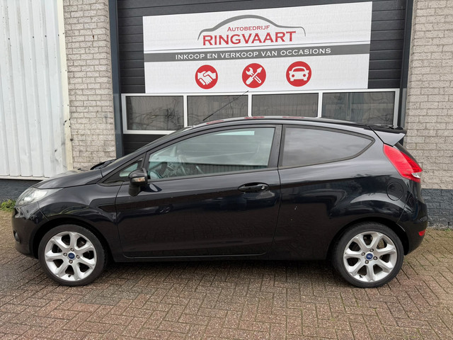 Foto 4 van Ford Fiesta 1.25 S-Edition Nette Auto 1 Jaar APK