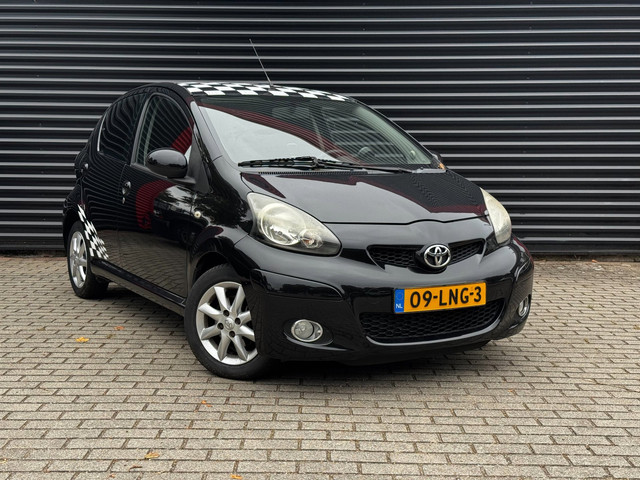 Foto 2 van Toyota Aygo Toyota Aygo 1.0-12V Comfort | Airco | Toerenteller | Elektr. Ramen | Centrale Vergrendel