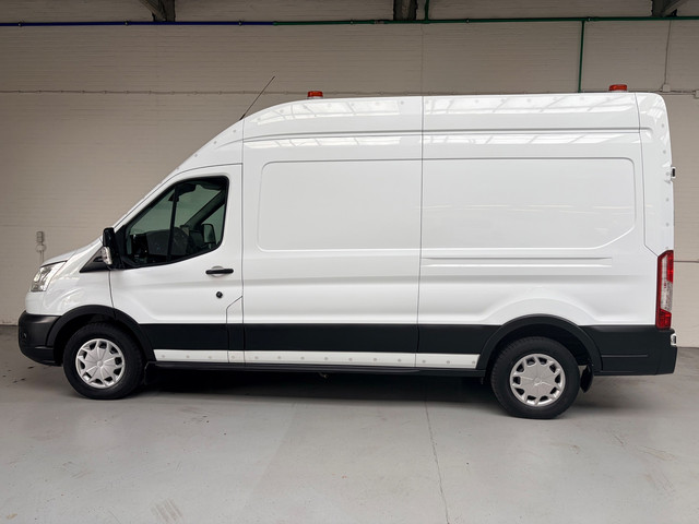 Foto 7 van Ford Transit 350 2.0 TDCI 130PK euro6 L3H3 Trend MHEV RWD Sortimo Inrichting Victron v230 Standkache