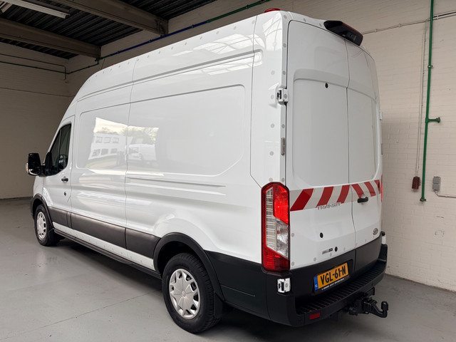 Foto 6 van Ford Transit 350 2.0 TDCI 130PK euro6 L3H3 Trend MHEV RWD Sortimo Inrichting Victron v230 Standkache
