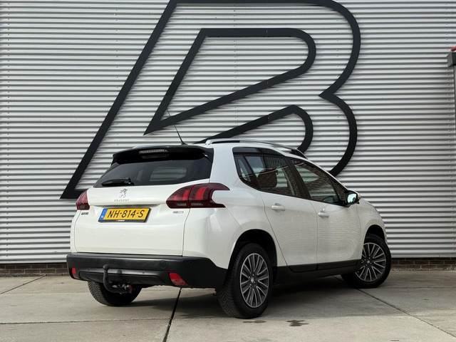 Foto 9 van Peugeot 2008 1.2 PureTech Blue Lion 2e Eigenaar|Pano|Navi|Carplay|Trekhaak|Airco|Cruise|PDC|Elek ram