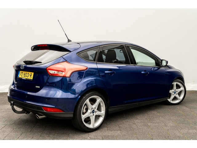 Foto 6 van Ford Focus 1.5 150 Pk 5 drs. Titanium I Trekhaak I Airco I 18 inch. LMV I Winter-Pakket