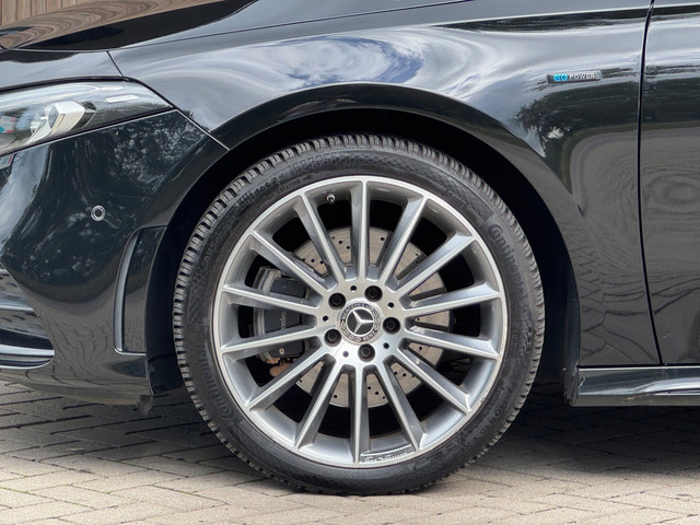 Foto 6 van Mercedes-Benz A-klasse 250 e Business Solution AMG / Pano /
