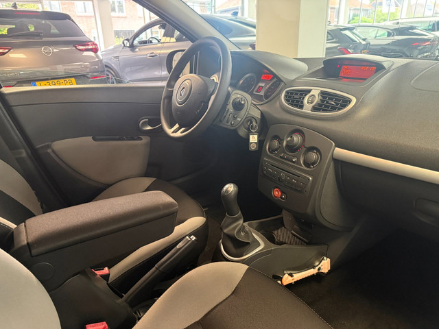 Foto 2 van Renault Clio 1.2 Authentique |Airco|NAP|