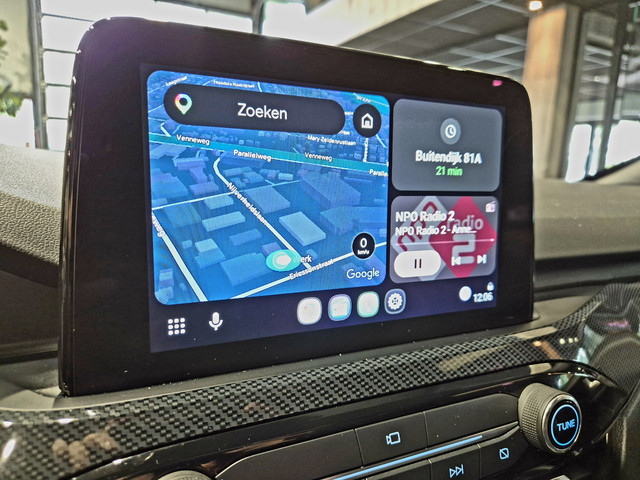 Foto 8 van Ford Kuga 2.5 PHEV ST-Line X Panorama | Camera | HUD | Winterpack | Carplay-Android