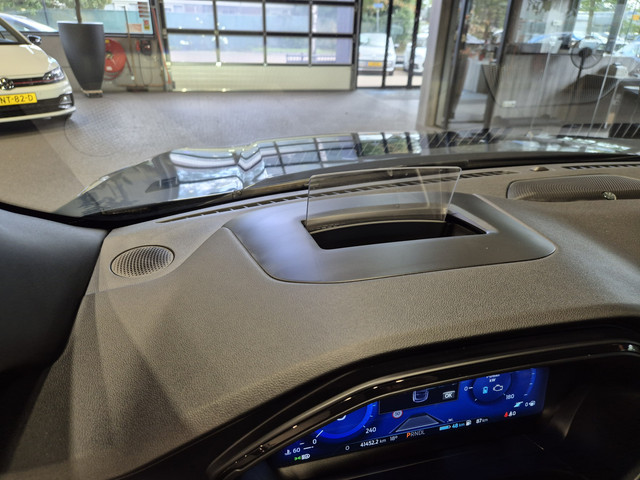 Foto 9 van Ford Kuga 2.5 PHEV ST-Line X Panorama | Camera | HUD | Winterpack | Carplay-Android