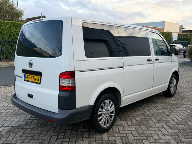 Foto 2 van Volkswagen Transporter Kombi 2.0 L1H1 Comfortline CNG 8 PERSOONS