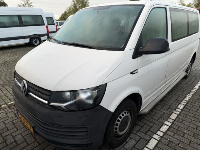 Foto 2 van Volkswagen Transporter Kombi 2.0 TDI L2H1