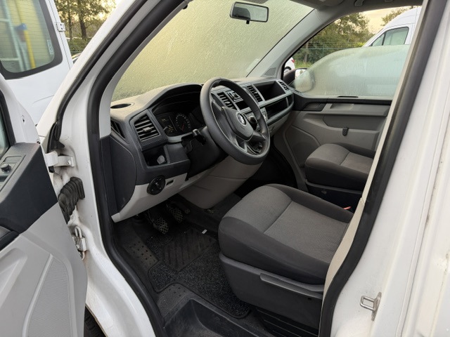 Foto 3 van Volkswagen Transporter Kombi 2.0 TDI L2H1