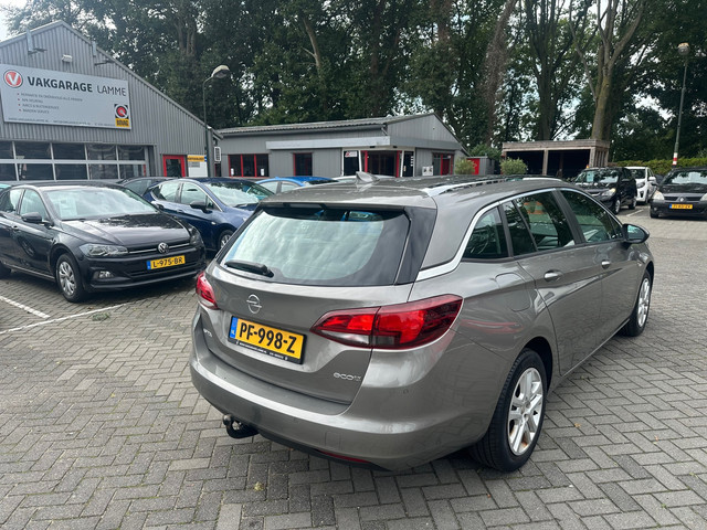 Foto 9 van Opel Astra Sports Tourer 1.0 Online Edition , navigatie , pdc voor en achter met camera , trekhaak