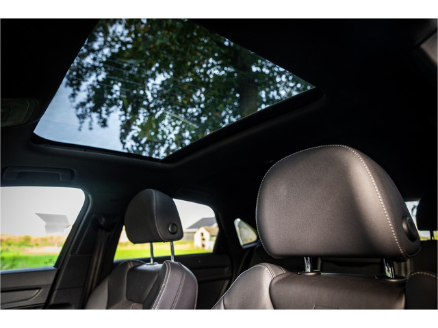 Foto 8 van Audi Q3 Sportback 45 TFSI e S Edition Panorama 20" Camera