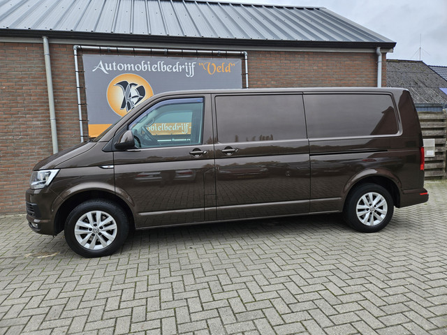 Foto 9 van Volkswagen Transporter 2.0 TDI L2H3 Highline (marge) 1e eigenaar