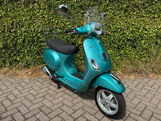 Foto 10 van Vespa LX 50 4T 45 km Scooter VERDE BETAAL met in3