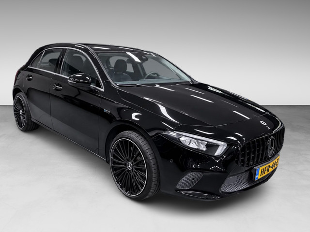 Foto 6 van Mercedes-Benz A-klasse 250 e 19''AMG WIDE SCREEN NAVI/V-COCKPIT/DAB/CARPLAY/LED/STOEL-M//