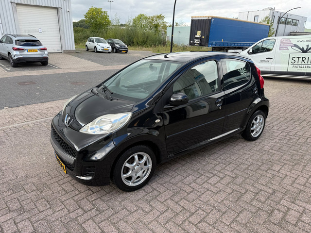 Foto 7 van Peugeot 107 1.0-12V XS NL AUTO 5 DEURS AIRCO-1999E--