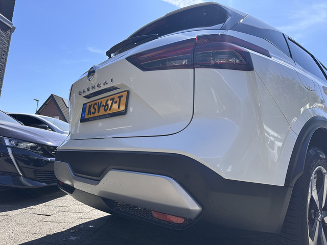Foto 2 van Nissan Qashqai 1.3 MHEV (158pk) Aut. Xtronic Premium
