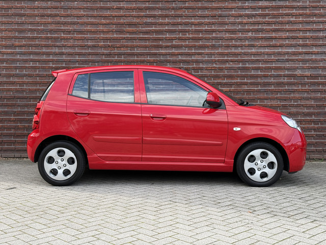 Foto 5 van Kia Picanto 1.1 X-tra First Edition Airco 1e eigenaar! 70dkm!