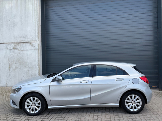 Foto 7 van Mercedes-Benz A-klasse 200 Prestige NAVI PDC 2013