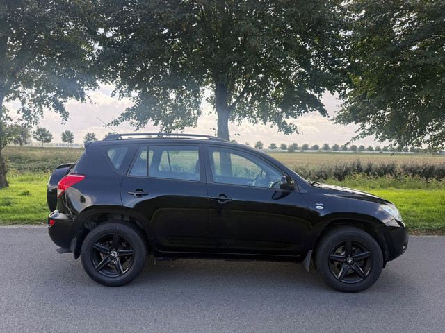 Foto 6 van Toyota RAV4 2.2 D4D Linea Terra NAP/NAVI/AIRCO/APK