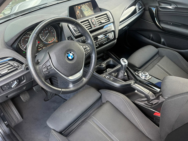 Foto 10 van BMW 1-serie 116i Executive 1E EIGENAAR Navigatie / Climate control / Alpine audio