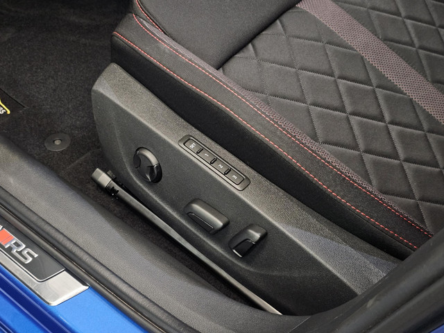 Skoda Octavia Combi RS iV 1.4 electric 245PK | Memoryseats | Head-up | Stoelverwarming v+a | Camera