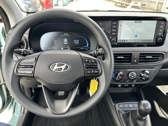 Foto 2 van Hyundai i10 1.0 Comfort | Cruise Control | Airco | Dagrijverlichting | Start & Stop Systeem | Centra