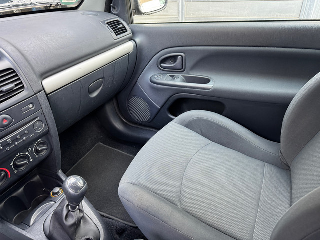 Foto 2 van Renault Clio 1.2-16V Dynamique/Trekhaak/Nap/electr.ramen/APK!