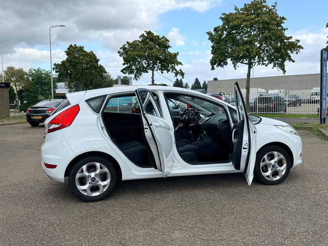 Foto 5 van Ford Fiesta 1.25 Titanium|NAP|Airco|5 |Deurs|Onderhoud|
