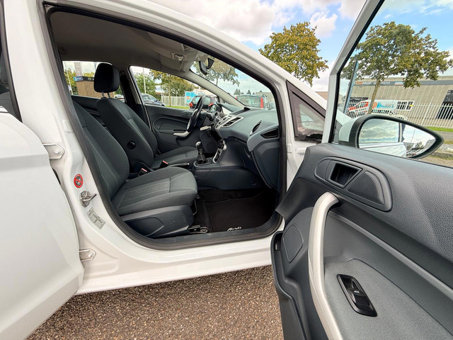 Foto 4 van Ford Fiesta 1.25 Titanium|NAP|Airco|5 |Deurs|Onderhoud|